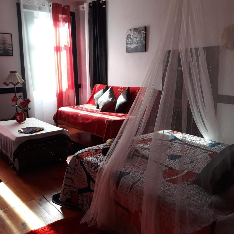 Al- Almada 4 Séjour chez l'habitant Oporto
